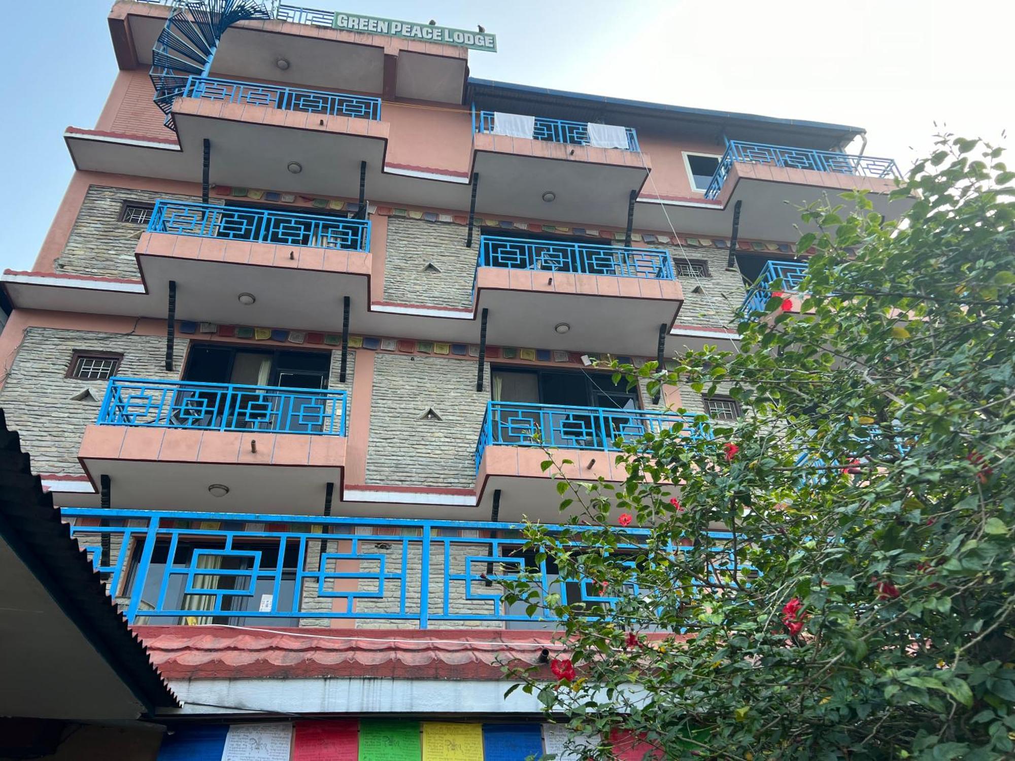 Little Pilgrim Family Lodge Pokhara Bagian luar foto